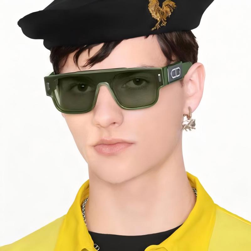Street Fashion China Models - Trendy Green Square Frame Sunglasses 2024