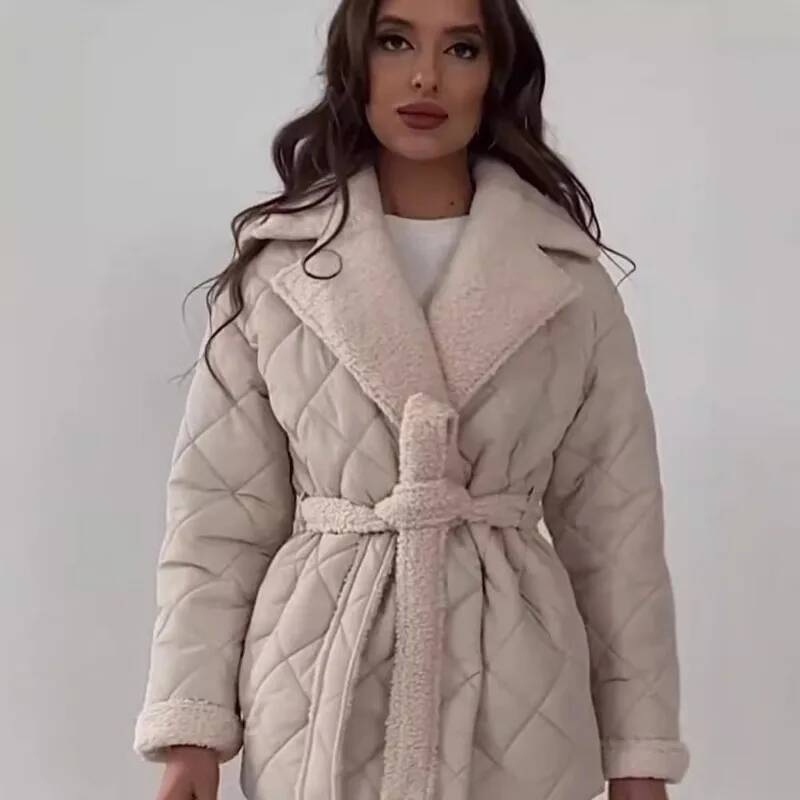 Elegant Quilted With Faux Fur  - Street Fashion Taiwan review and price