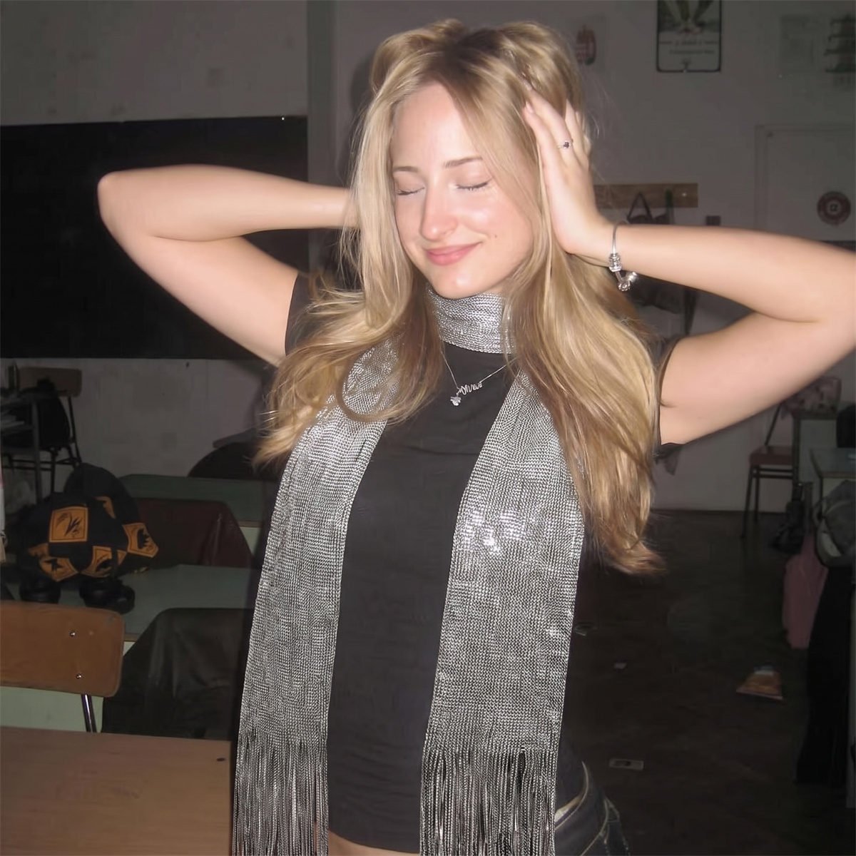 Y2K Sparkly Thread Solid Tasse - Fashion Street Night review and price